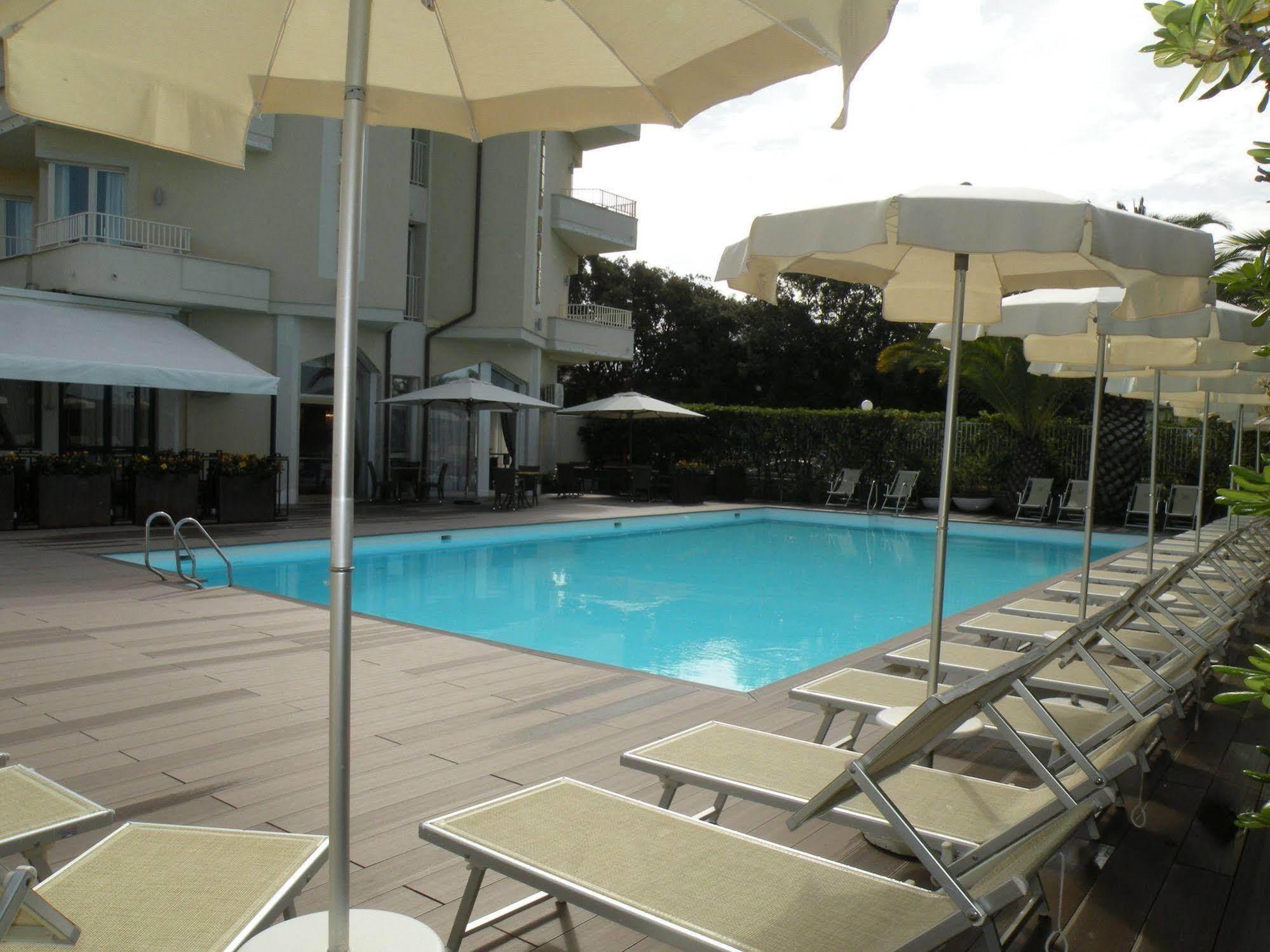 Grand Hotel Forte dei Marmi Exterior photo